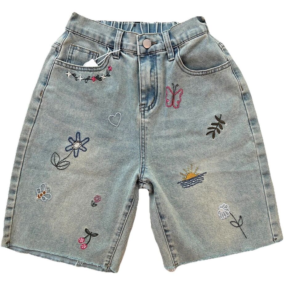 Women's high waist demin shorts embroidered with nature motifs S